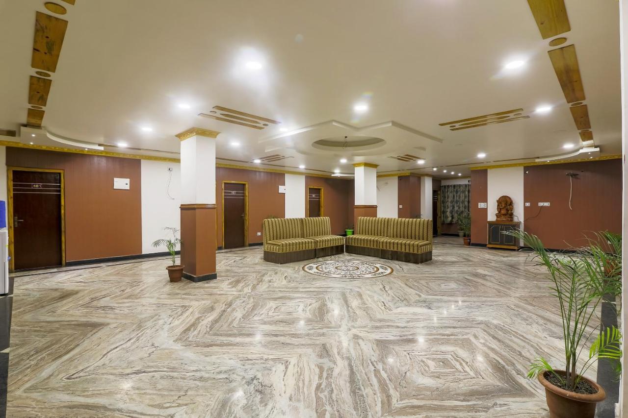 OYO 36201 Sangam Grand Hotel Guwahati Bagian luar foto