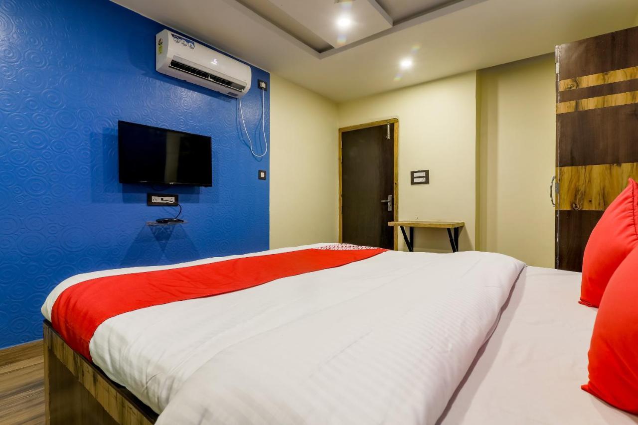 OYO 36201 Sangam Grand Hotel Guwahati Bagian luar foto