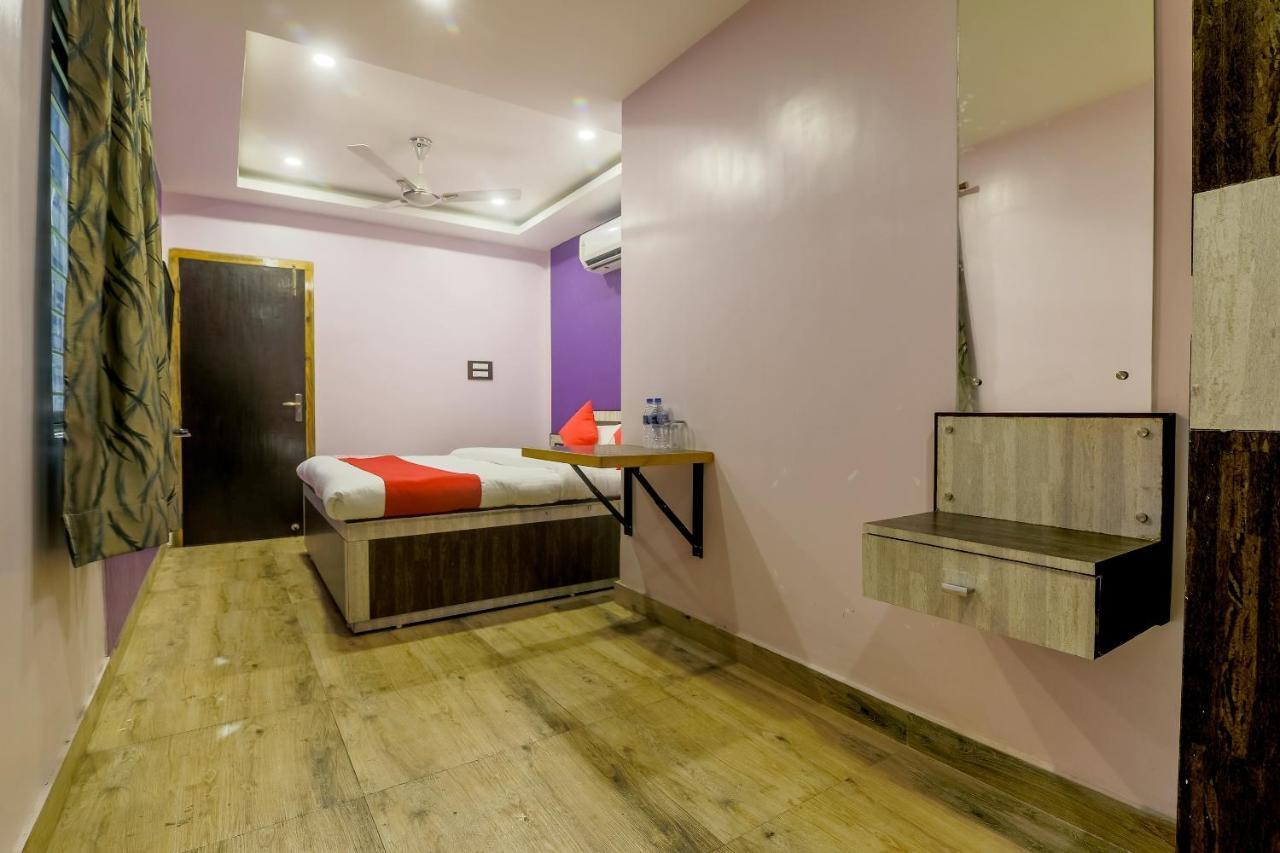 OYO 36201 Sangam Grand Hotel Guwahati Bagian luar foto